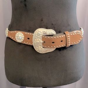 STUNNING leather, silver & rhinestone belt from NOCONA belt company. Size small